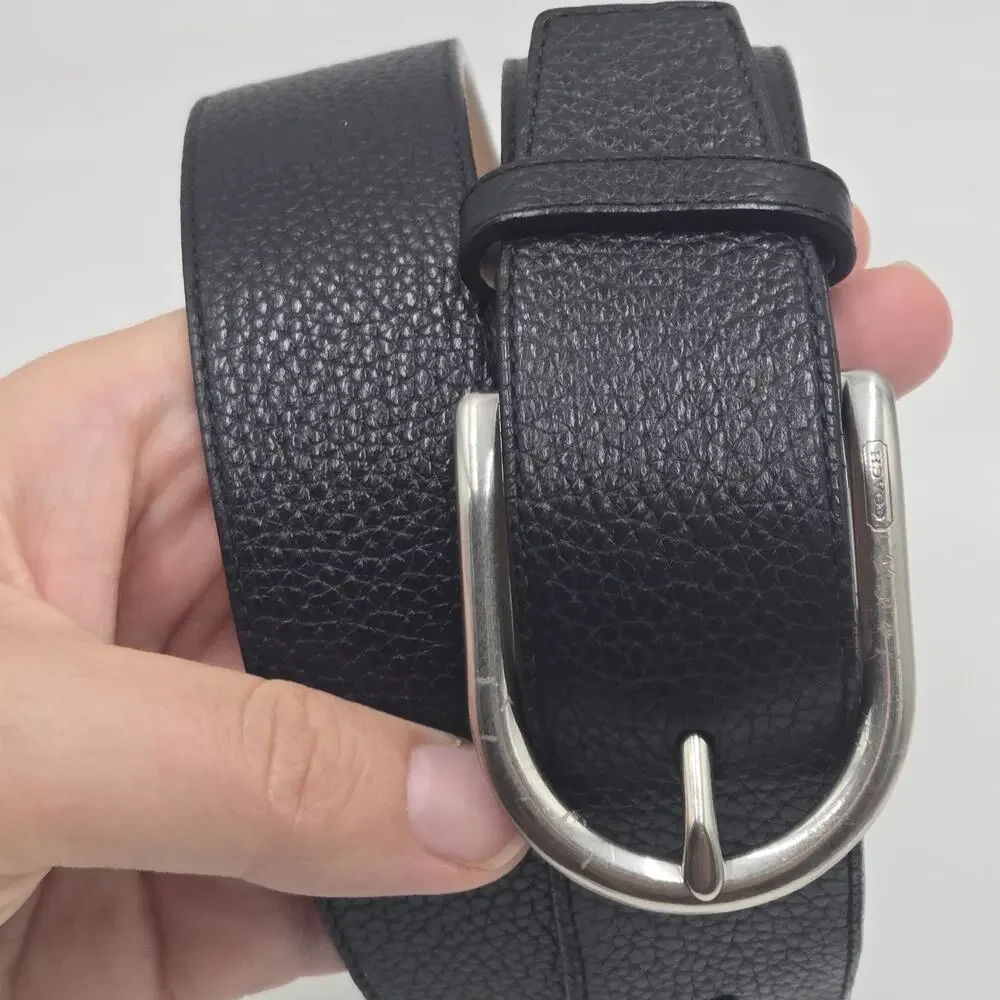 COACH Mens Black Pebbled Leather Silver Buckle Belt Logo Size 32 Fits 30-34